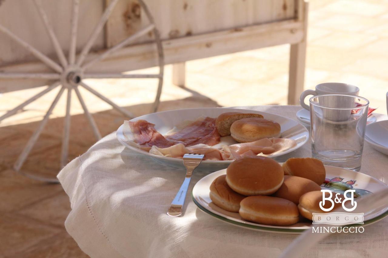 Borgo Mincuccio Bed & Breakfast Ostuni Bagian luar foto